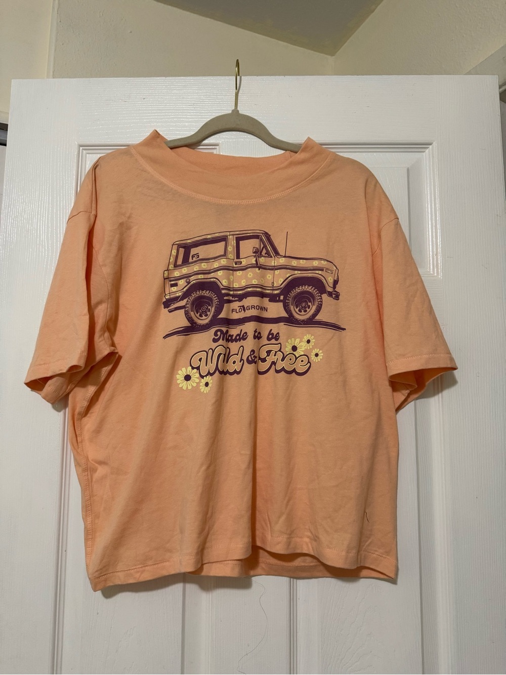 NWT Flo Grown Wild Free Bronco T-Shirt